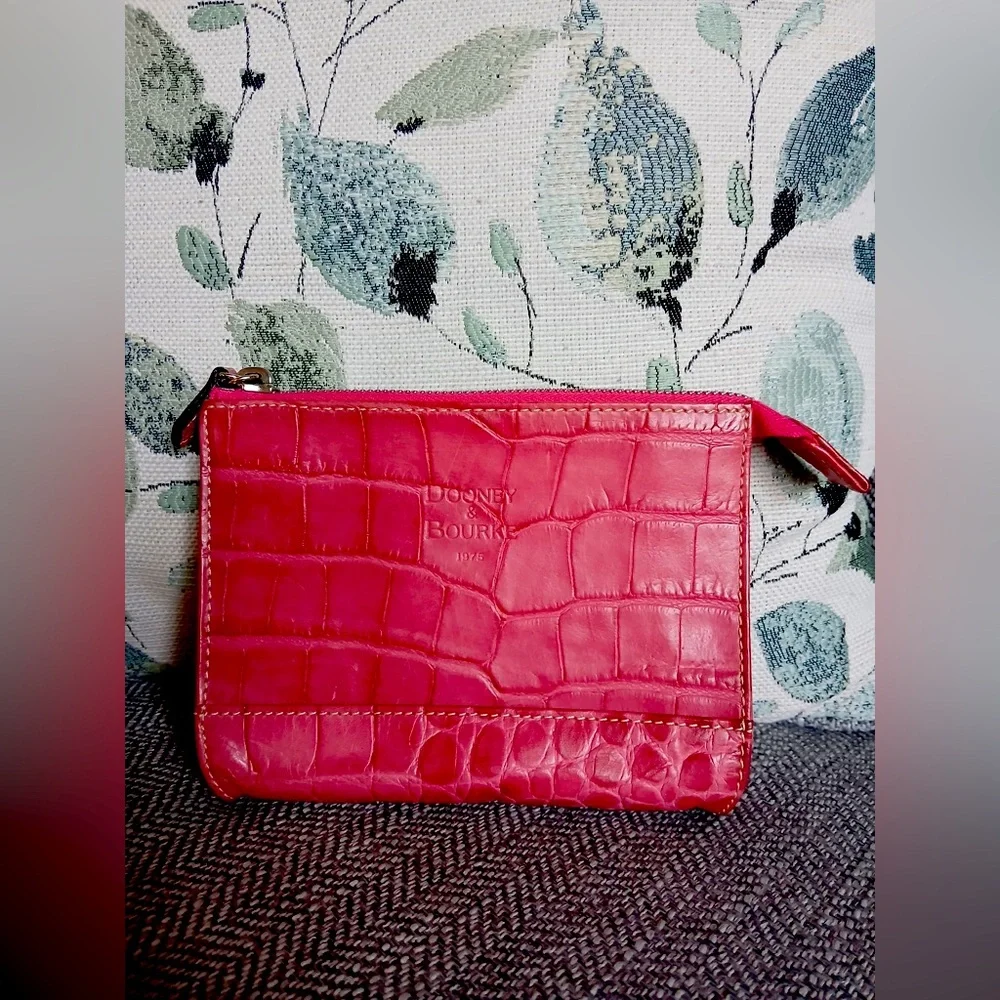 Dooney & Bourke Leather Croco Wristlet - Picture 1 of 7